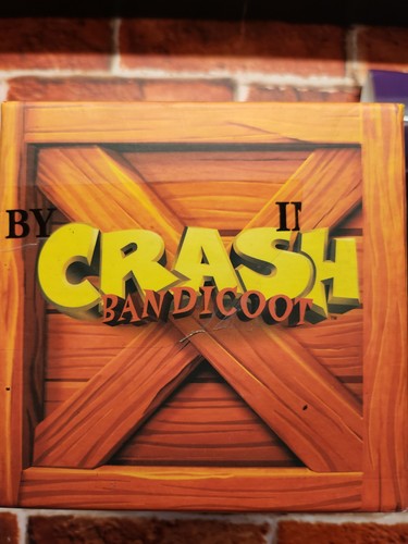 Crash bandicoot spyro - crash,