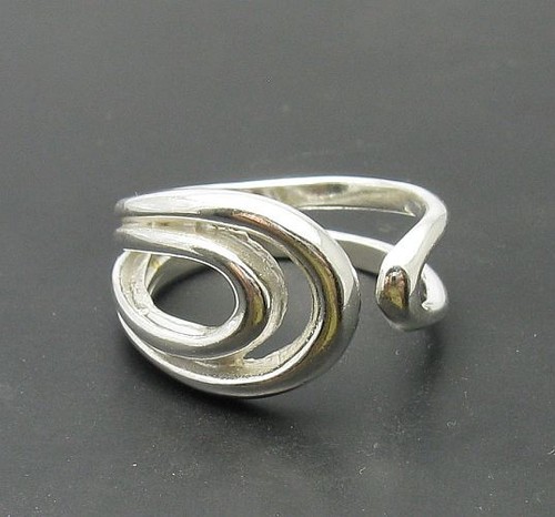 Anello stravagante vero