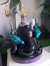 Statua Ursula Mastercraft 41Cm