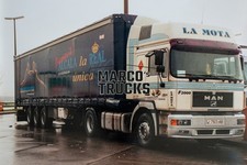 Truck photo MAN F2000