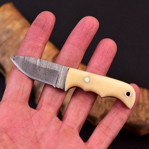 Mini coltello damascato
