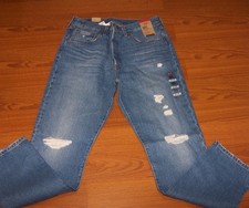 NWT Size 32x32 Mens  Levi