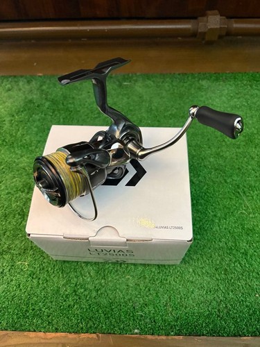 Daiwa luvias lt2500s - 24,