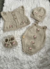 Set bambino lavorato a mano
