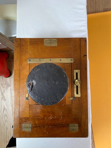 Large antique 18x24 wooden - 18x24,
