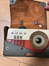 Radio a transistor rossa con