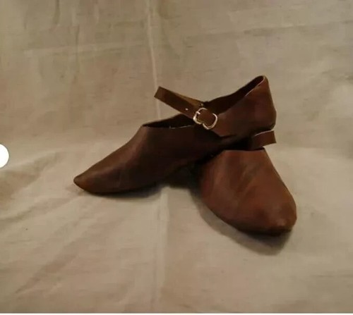 Coppia scarpe antiche - di,