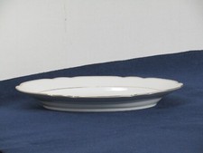 Piatto ovale antico ceramica Bavaria Johann Seltmann oro zecchino epoca 1950