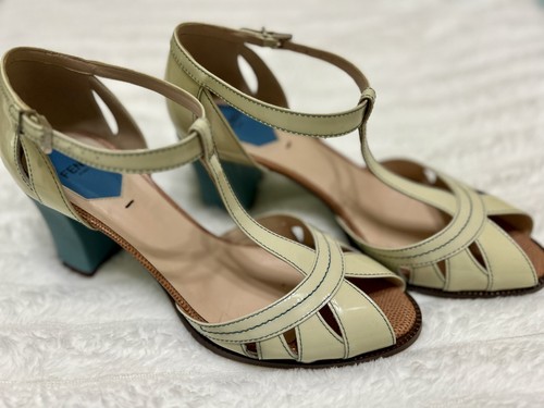 Decolte con tacco - , fendi