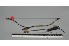 Modellino arco e freccia IQO MODEL 91006 scala 1/6 anima della guerra fantasmi