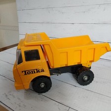 Tonka autocarro con cassone