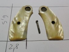 Guancette madreperla antico revolver Orbea Hermanos