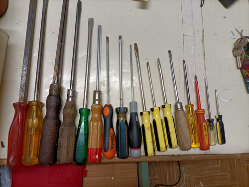 Set cacciaviti piatti a - 17,