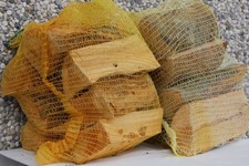 N. 3 sacchi Legna da ardere