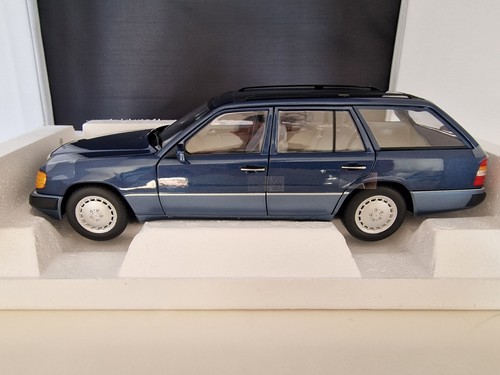 Norev mercedes 300td blu - 1:18,