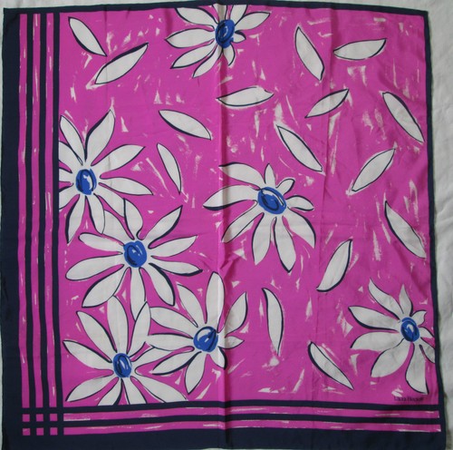 Superbe foulard laura - -superbe,