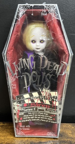 Living dead dolls - living,