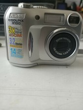 MACCHINETTA FOTOGRAFICA NIKON