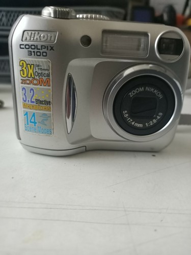 Macchinetta fotografica nikon - fotografica,