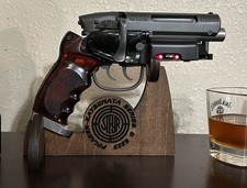 Tomenosuke Paragon FX Blade Runner Blaster Espositore Legno Spessore 1/2” Steyr