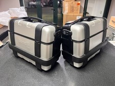 Coppia di valigie laterali