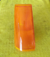 FANALINO FRECCIA ANTERIORE DESTRO ARANCIONE OPEL KADETT D 1979-1984
