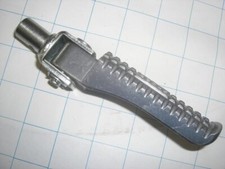 Poggiapiedi sinistro Sachs