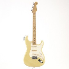 Fender Japan ST57-140YM Yngwie