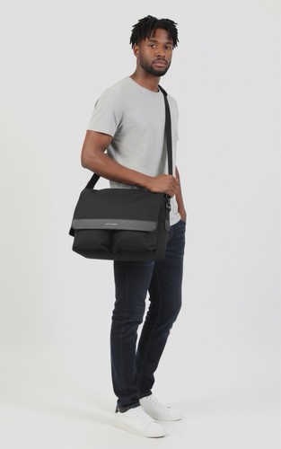 Burberry black - *p,