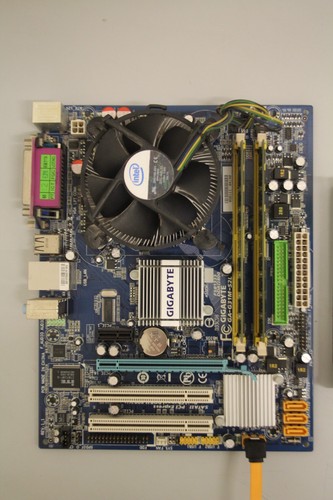 Kit scheda madre - gigabyte,