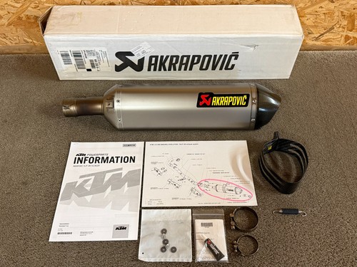 Akrapovic scarico marmitta