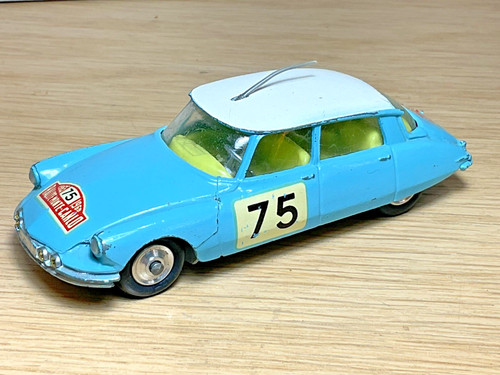 Corgi 323 citroen ds19 - 323, rally