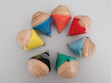 Trottola in legno con punta in