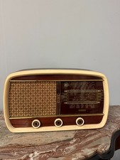 Antica radio a valvole, anni