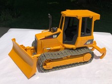 Bruder Caterpillar Bulldozer