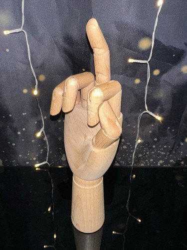 Articulated bendable mannequin - articulated,