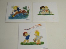 lotto di 3 piastrelle in