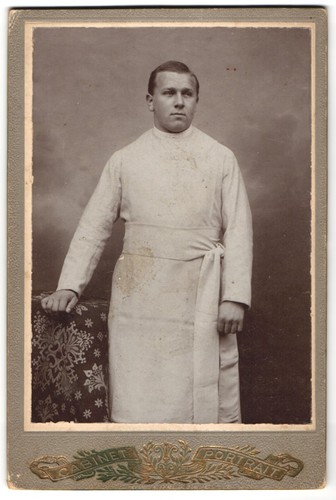 Fotografia giovane pastore nel