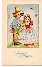 RAGAZZO OFFRE FIORI RAGAZZA