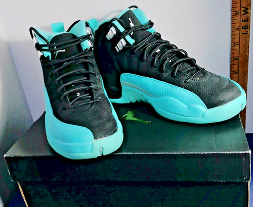 Taglia jordan 12 - y-,