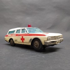 Ambulanza giocattolo giapponese Asakusa a batterie in latta con luci e suoni