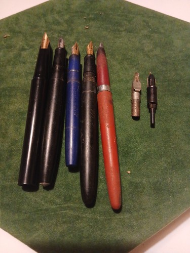 Vintage fountain pens - vintage, pens,