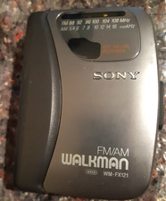 WALKMAN SONY FM/AM WM-FX121
