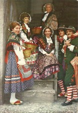 Milano, Gruppo Folk "Renzo Lucia" Costumi "Promessi Sposi" di A. Manzoni, 2 cart