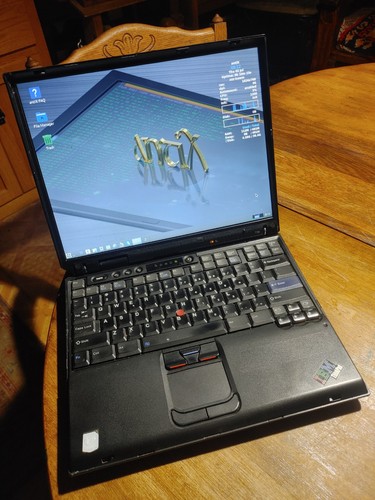 Ibm thinkpad t30 laptop - 14.1",