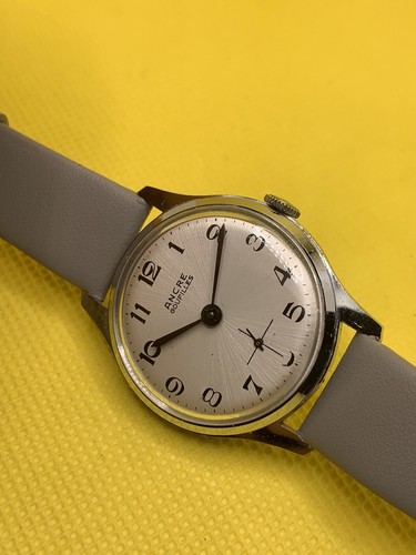 Orologio meccanico classico