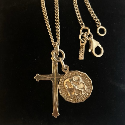 Collana con ciondolo moneta