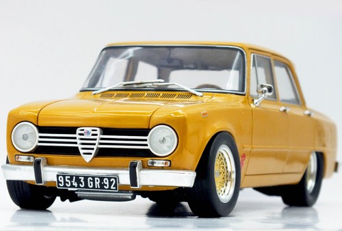Minichamps personalizzato - 1:18,