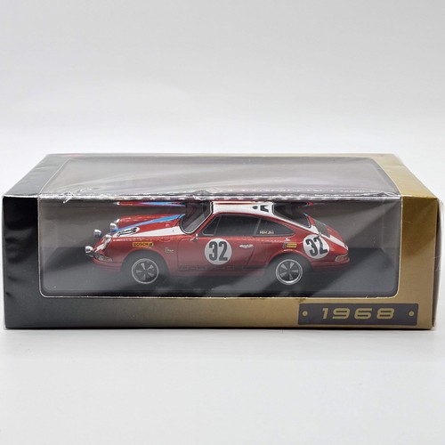 Spark porsche 911 auto - #32,