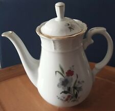 THUN - Teiera in porcellana di Boemia (CZ) - altezza massima cm. 30 - XX° secolo